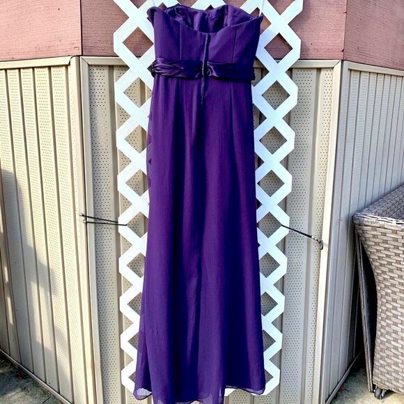 PLUM CHIFFON RUFFLE CASCADE SIZE 6 by DAVIDS BRIDAL EUC - Picture 5 of 7
